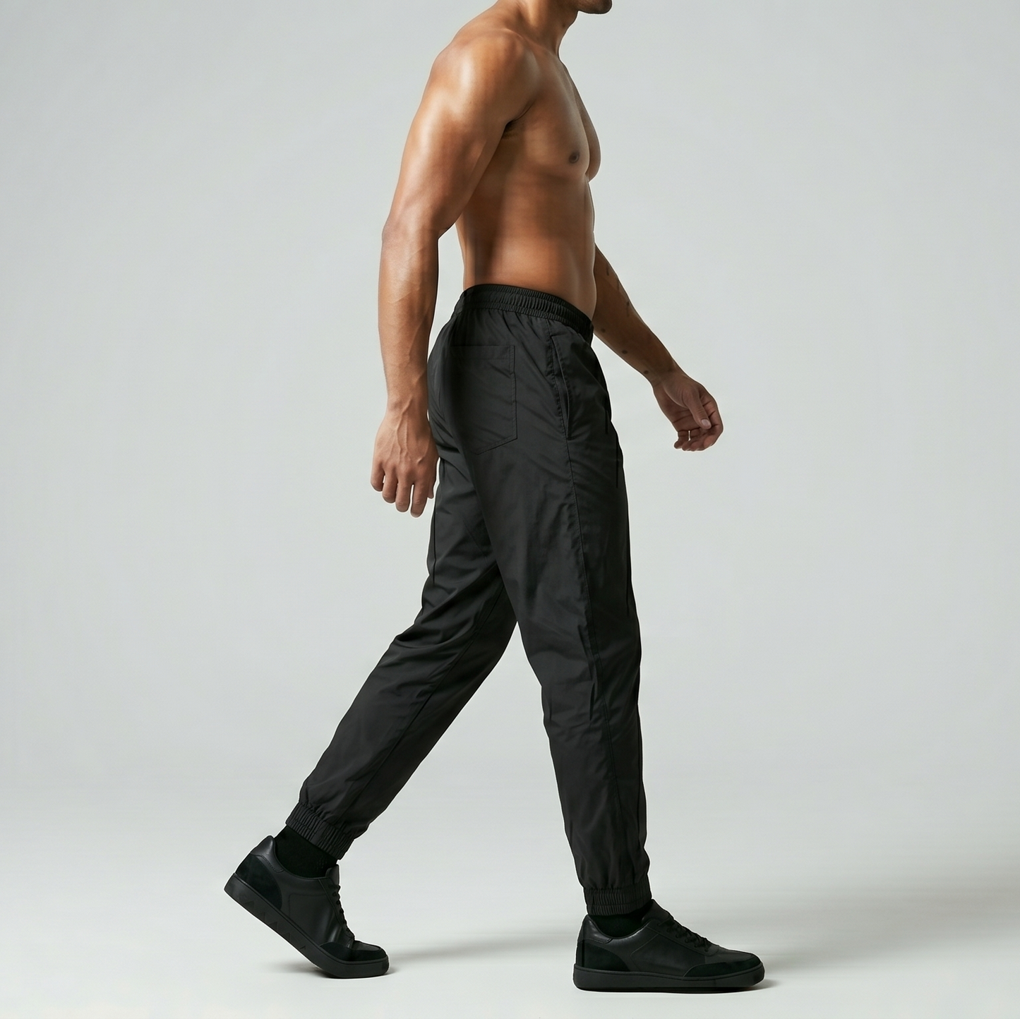 Essential Soft Jogger - Black
