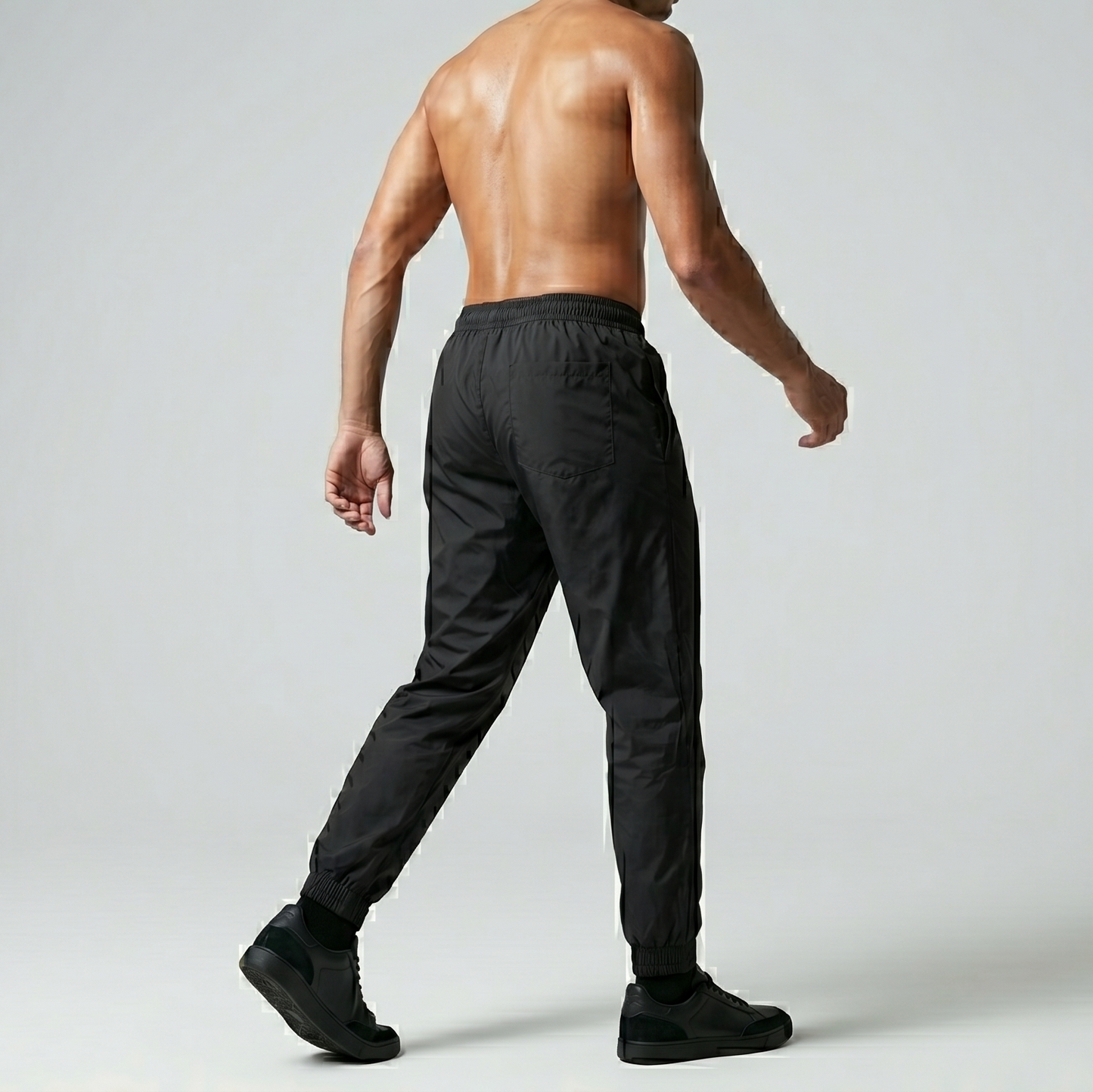 Essential Soft Jogger - Black