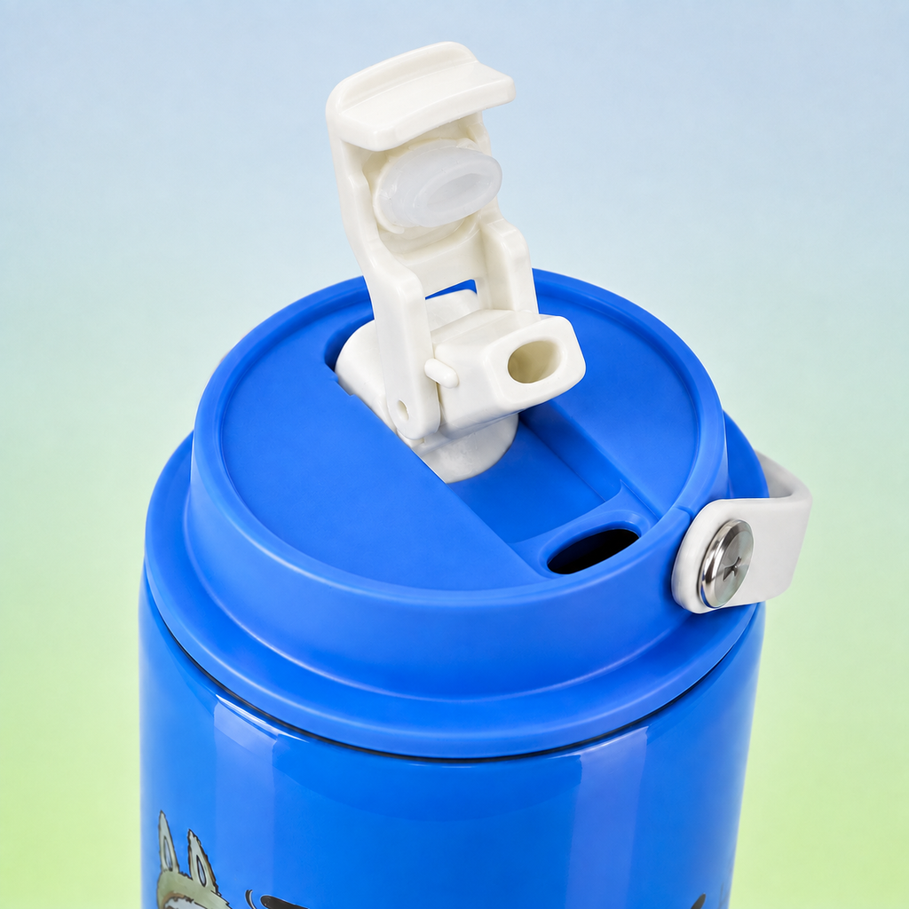 Labubu Stainless Steel Bottle 900ml Blue Green drinking lid detail