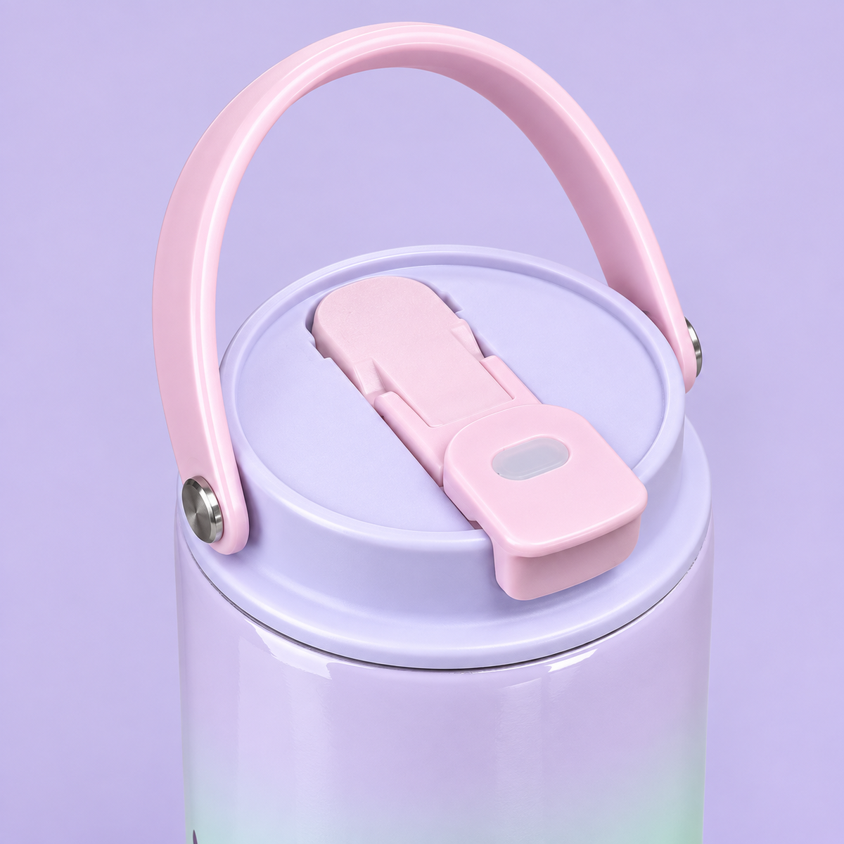 Labubu 900ml Lavender Turquoise Friends bottle lid and carry handle