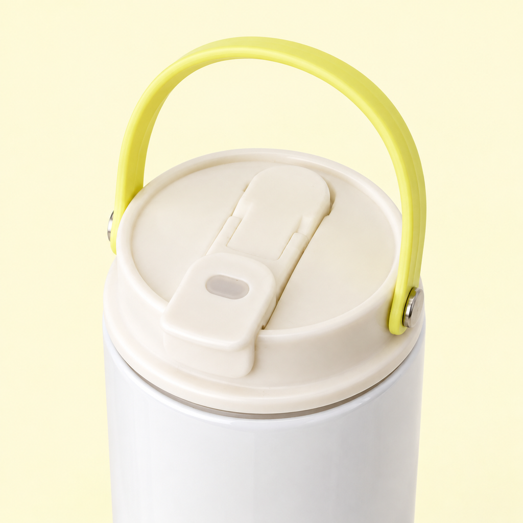 Labubu Stainless Steel Bottle 900ml White Yellow lid detail
