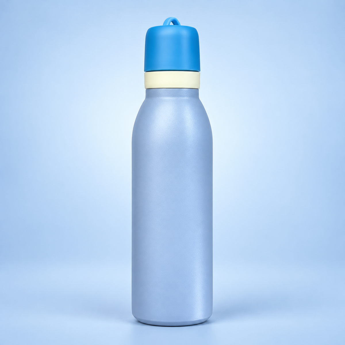 Owala FreeSip 550ml Blue bottle front view