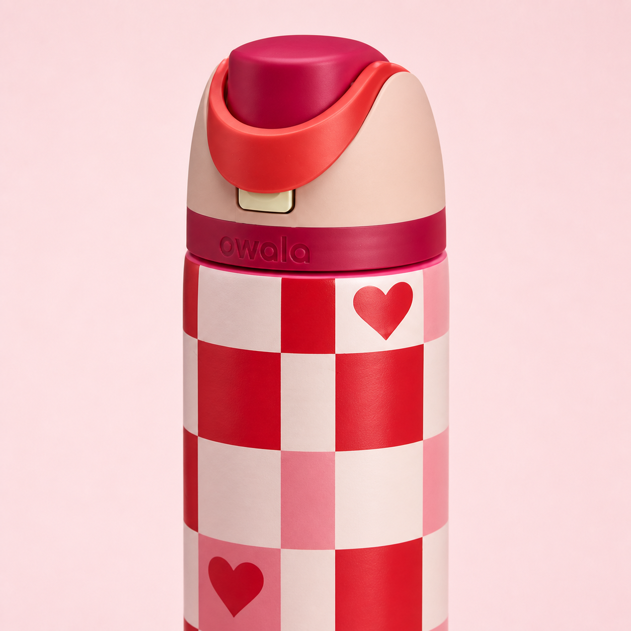 Owala FreeSip 710ml Love Check bottle side view