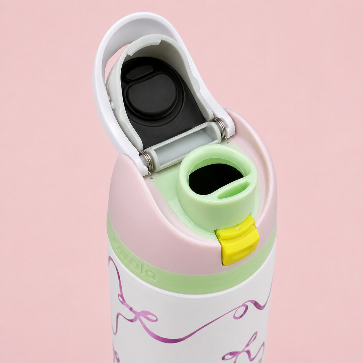 Owala FreeSip 710ml Pink Ribbons FreeSip opening