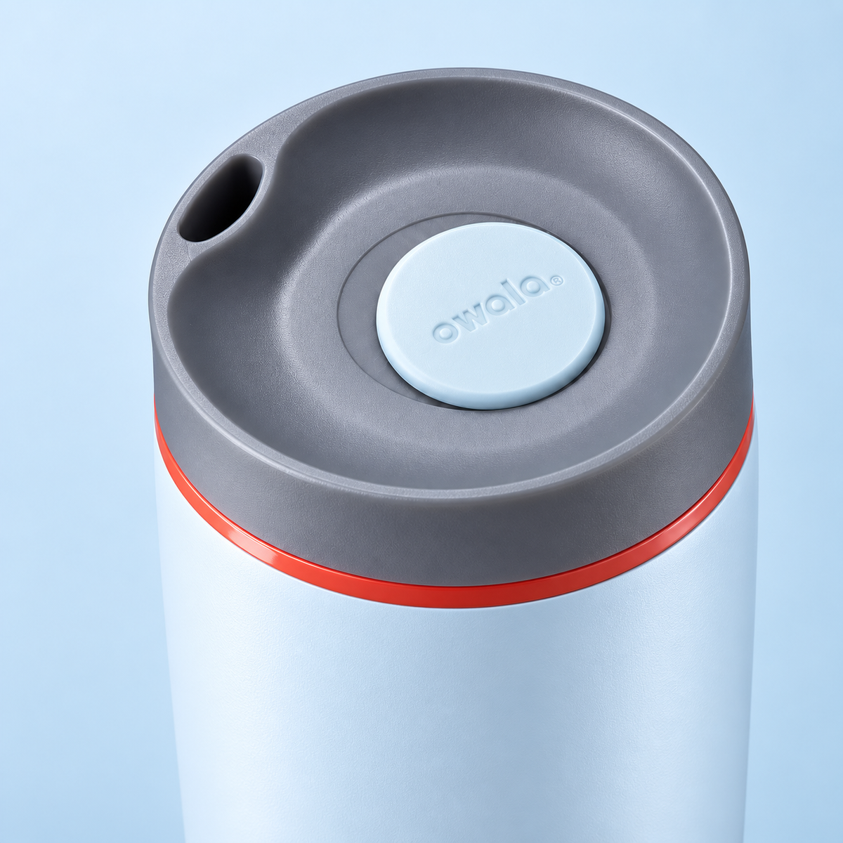 Owala SmoothSip Slider 590ml Baby Blue lid detail