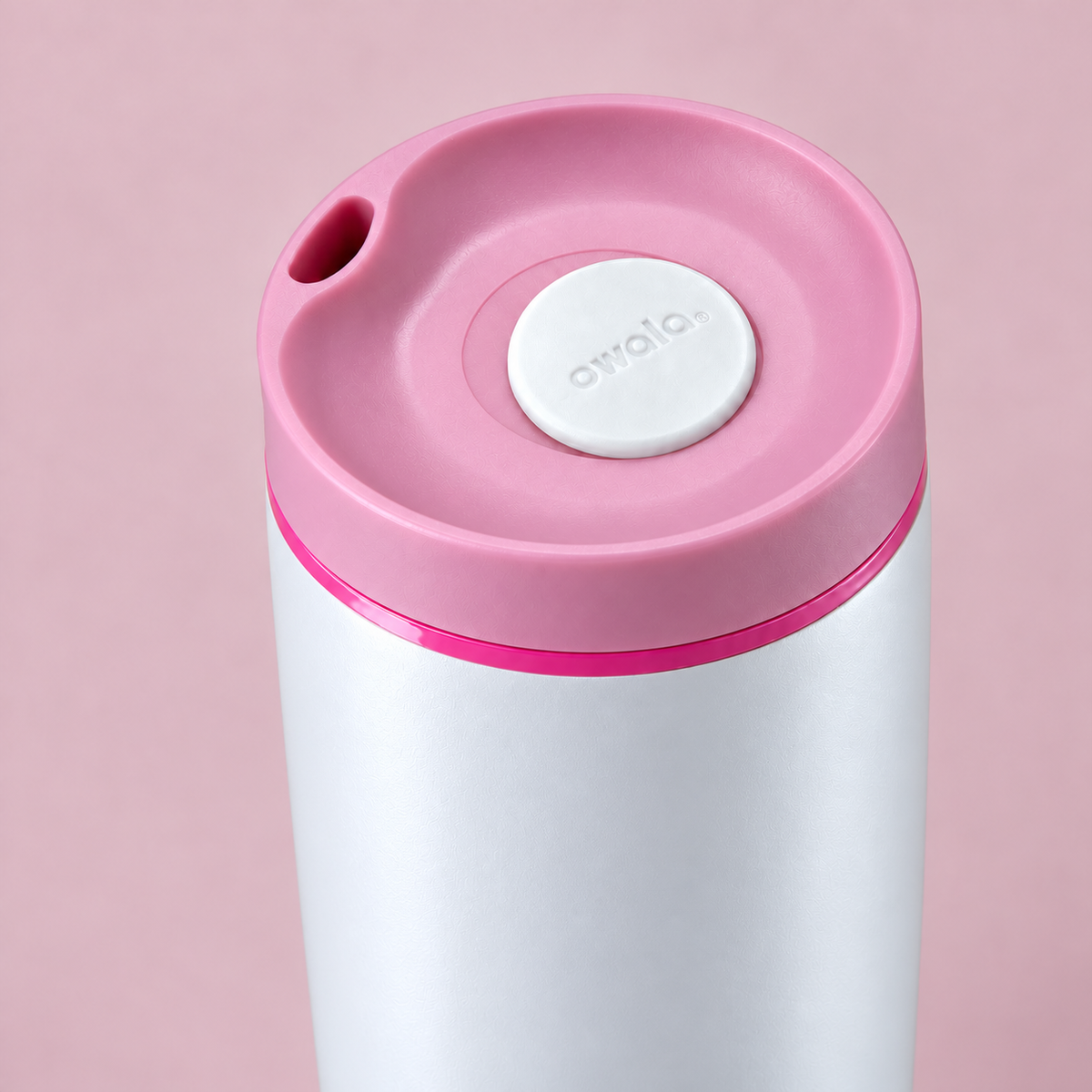 Owala SmoothSip Slider 590ml White pink lid detail