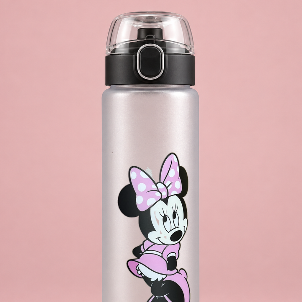 Minnie Black Shaker 750ml lid detail